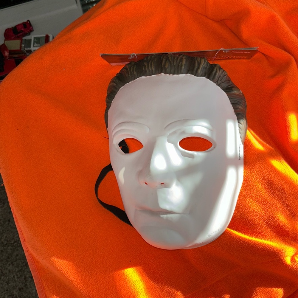 Costume